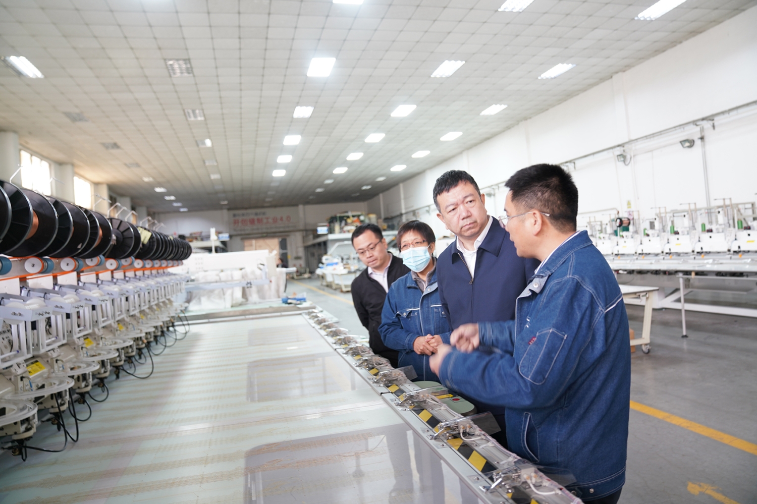 中縫協楊曉京理事長一行蒞臨富怡考察調研！