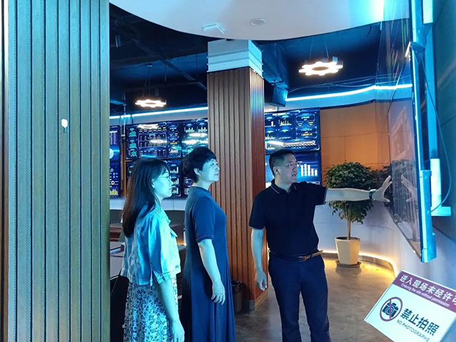 寶坻區總工會領導深入基層，為企業職工送關懷！